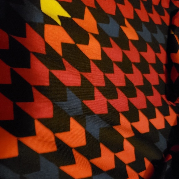 New! With tags LuLaRoe women's shirt - Picture 4 of 4